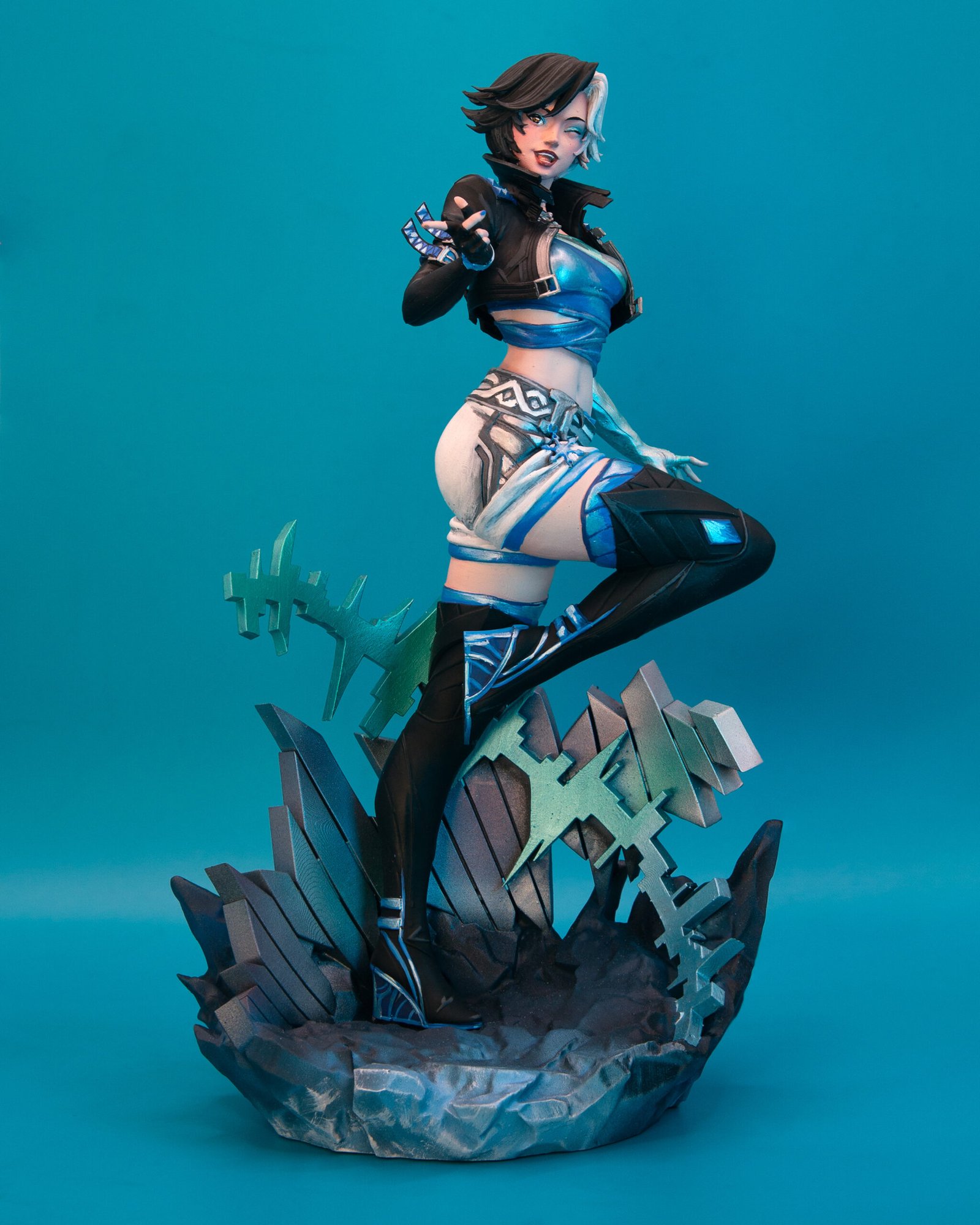 Luna Snow